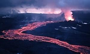 Виверження вулкана в Ісландії паралізувало авіасполучення в Європі