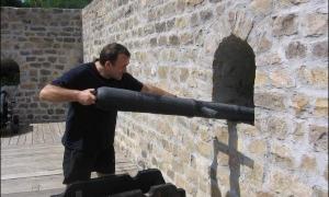 У ”Гетьманській корчмі” медовуху подають із печі