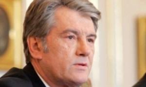 Віктор Ющенко підписав антикризовий закон для аграріїв