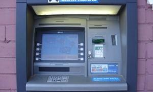 На Рівненщині грабіжники викрали з банкомату 238 тис. грн., розрізавши його автогеном