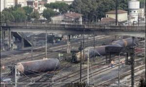 Італійський вокзал рознесло від вибуху цистерн