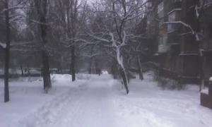Під тиском снігу в Чернігові впав дах двоповерхівки
