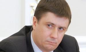 НУНСівці пропонують повторно звільнити Дмитра Табачника