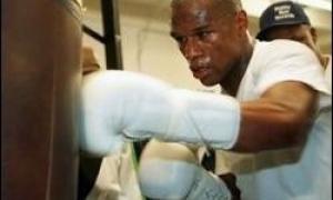 Екс-чемпіон світу повертається на ринг