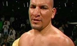 Суперником Арреоли стане Деррік Россі або Брайан Мінто