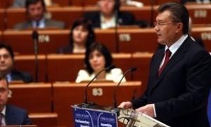Члени української делегації в ПАРЄ від опозиції вийшли із залу під час промови Януковича