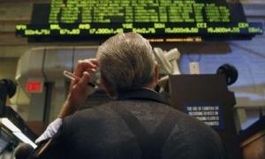 Загроза дефолту повисла над чотирма країнами