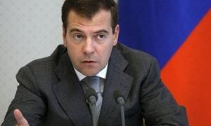 Дмитро Медведєв хоче підключити Україну до Митного союзу