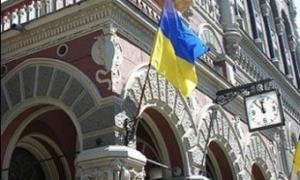 При обміні валюти українців змусять показувати паспорт