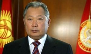 Президента Киргизстану Курманбека Бакієва позбавили недоторканності