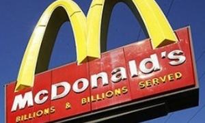 Мешканка Японії померла через понаднормову роботу в McDonald's