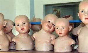 Заможні італійці купують на Різдво ... дітей