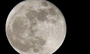 Зонд NASA досяг Місяця: нові подробиці