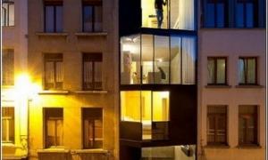 Зведено найменший у світі чотириповерховий будинок