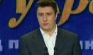 «За Україну» стурбована, що Янукович отримає благословення від глави іноземної церкви
