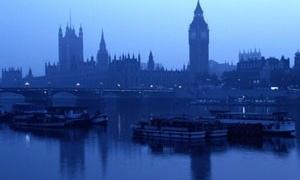 Неналежна поведінка лондонської публіки змушує театри наймати вишибал