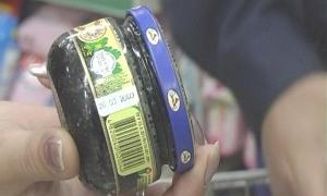 У продовольчому магазині Луцька продавали прострочені харчі