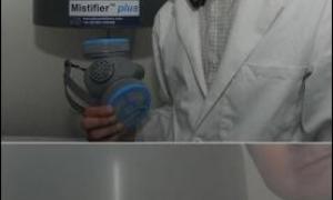 У Лондоні відвідувачам бару пропонують дихати алкоголем 