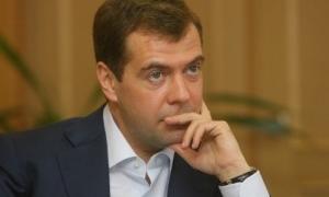 Дмитро Мєдвєдєв обговорить з керівництвом України програму російсько-українського співробітництва