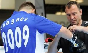 Лікарі наполягають на скасуванні поєдинку Кличко - Чагаєв