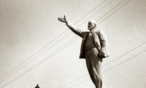 У Франції буде встановлено пам'ятник Леніну