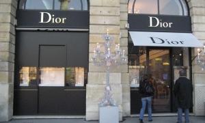 Українці найбільше витрачаються в елітних бутіках Франції