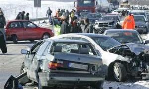 У Німеччині зіштовхнулися 130 автомобілів