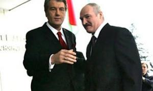 Перед Прагою Ющенко вирішив заїхати до Лукашенка