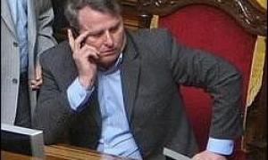 Прихильники Лозінського погрожують перекрити трасу Київ - Одеса