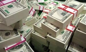 Курс долара на міжбанку почав падати