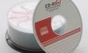 У РФ вперше провели рейд проти піратського сайту, що поширює неліцензійне відео