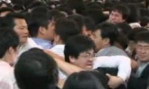 Південнокорейські депутати влаштували масову бійку