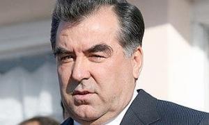 Президент Таджикистану закликав населення запастися харчами на два роки