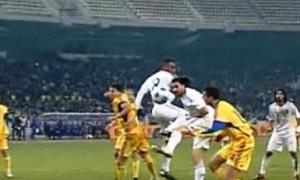 Грецькі футболісти прилетіли в Україну в хірургічних масках