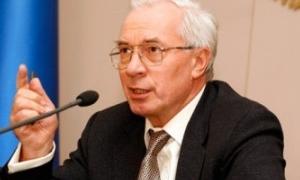 Микола Азаров організує суботник для міністрів