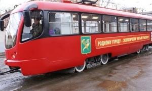У центрі Одеси утворилася пробка з 13-ти трамваїв через припарковане авто