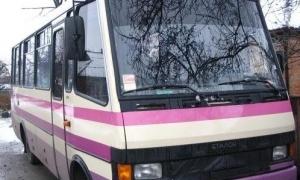 На Львівщині легковик врізався в рейсовий автобус: 16 постраждалих