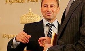 9 депутатів прогуляли усю сесію ВР