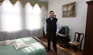 Уряд відбиратиме в Януковича дачу через суд
