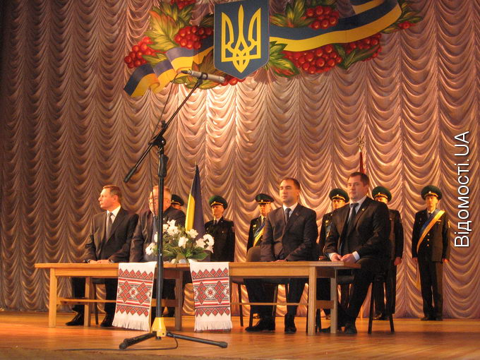 Волинські чиновники святкують День місцевого самоврядування