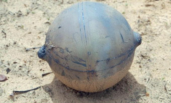 У Намібії впала металева куля з космосу