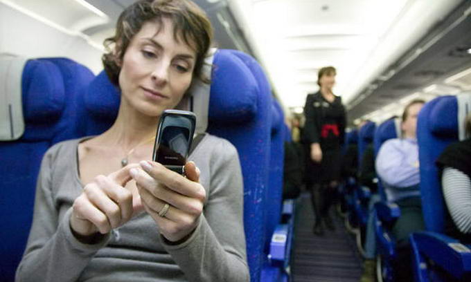 Пасажири найчастіше забувають в літаках книги і телефони