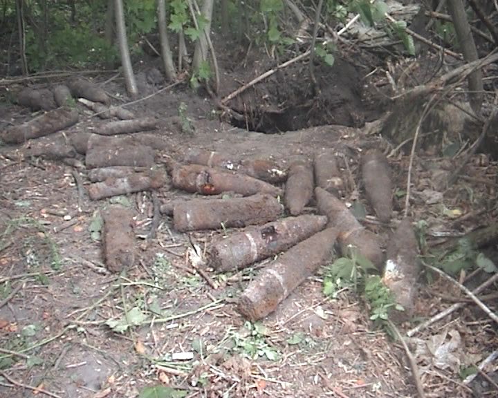У Дніпропетровській області знешкодили склад боєприпасів