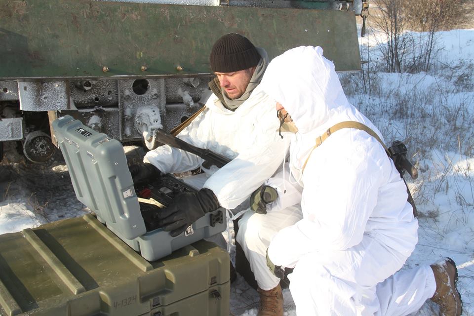 Українські сапери знешкодили касетну протитанкову міну поблизу Світлодарська