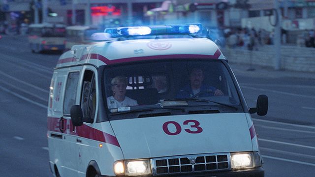 У Росії шестикласницю, побиту підлітками, госпіталізували