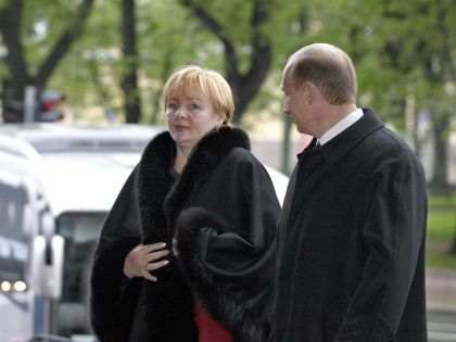 Дружина Путіна змінила прізвище