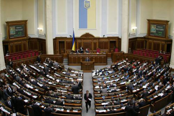 Парламент України ратифікував угоду з Польщею про надання кредиту