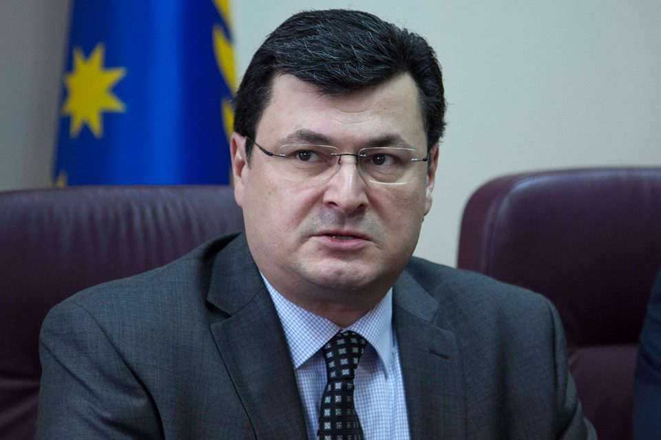 Міністр Олександр Квіташвілі передумав іти у відставку