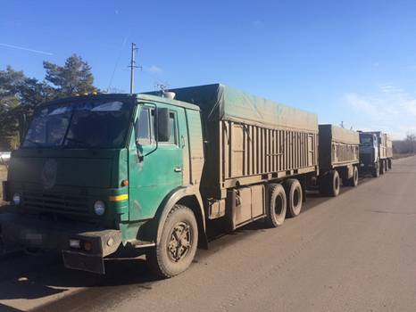У зоні АТО СБУ затримала вантажівку з сиром