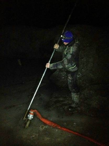 СБУ затримала групу видобувачів бурштину на Житомирщині